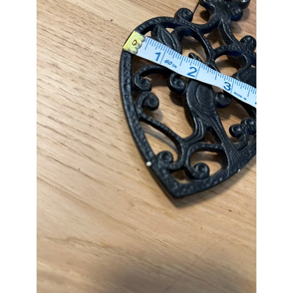 Distelfink Trivet Cast Iron Vintage 60s 70s Black Heart Bird #23 T-47 8.5in